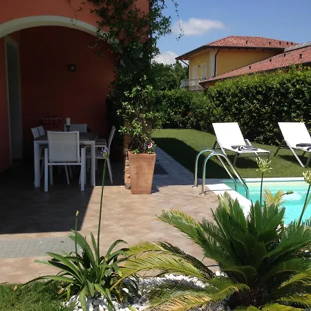 Villa With Pool *
